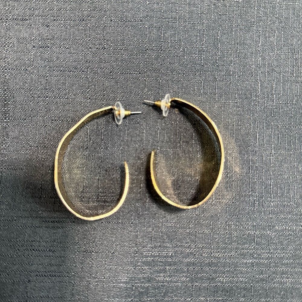 Nordstrom Gold Earrings - Picture 5 of 6